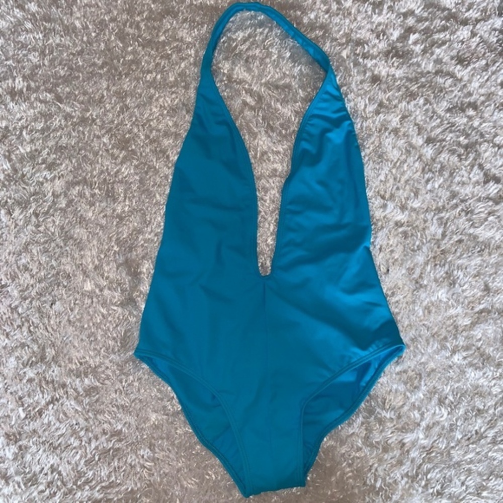 🔻NWOT Mia Marcelle One Piece